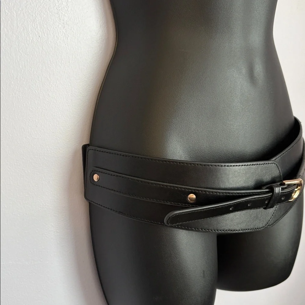 None unbranded faux